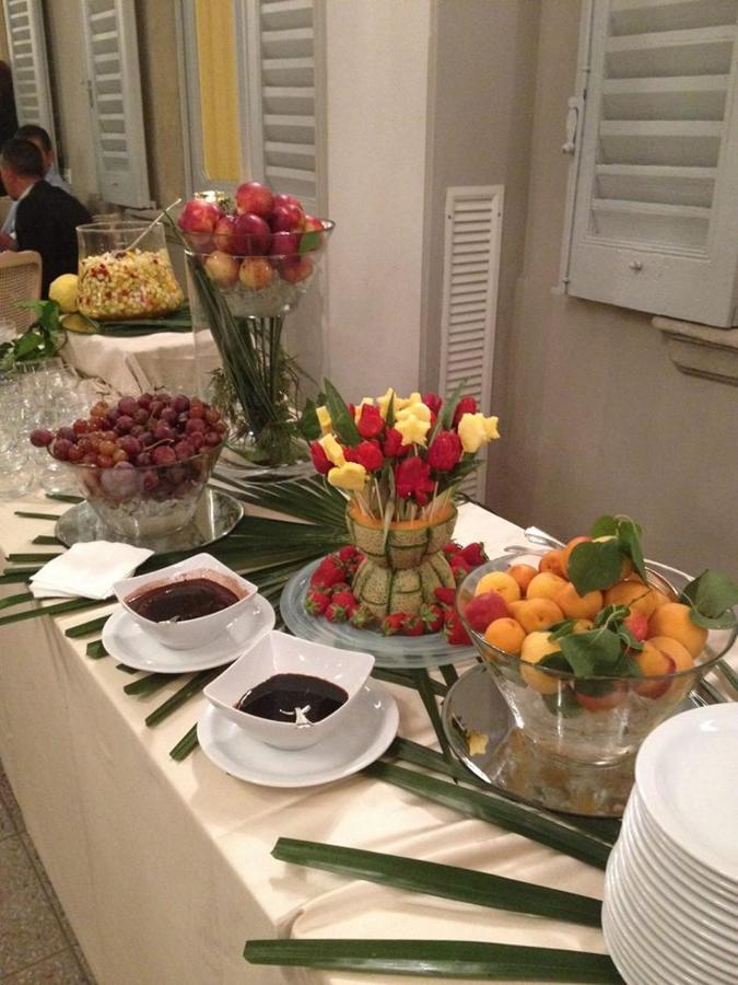 Boutique Hotel Villa Giulia Valmadrera Eksteriør billede